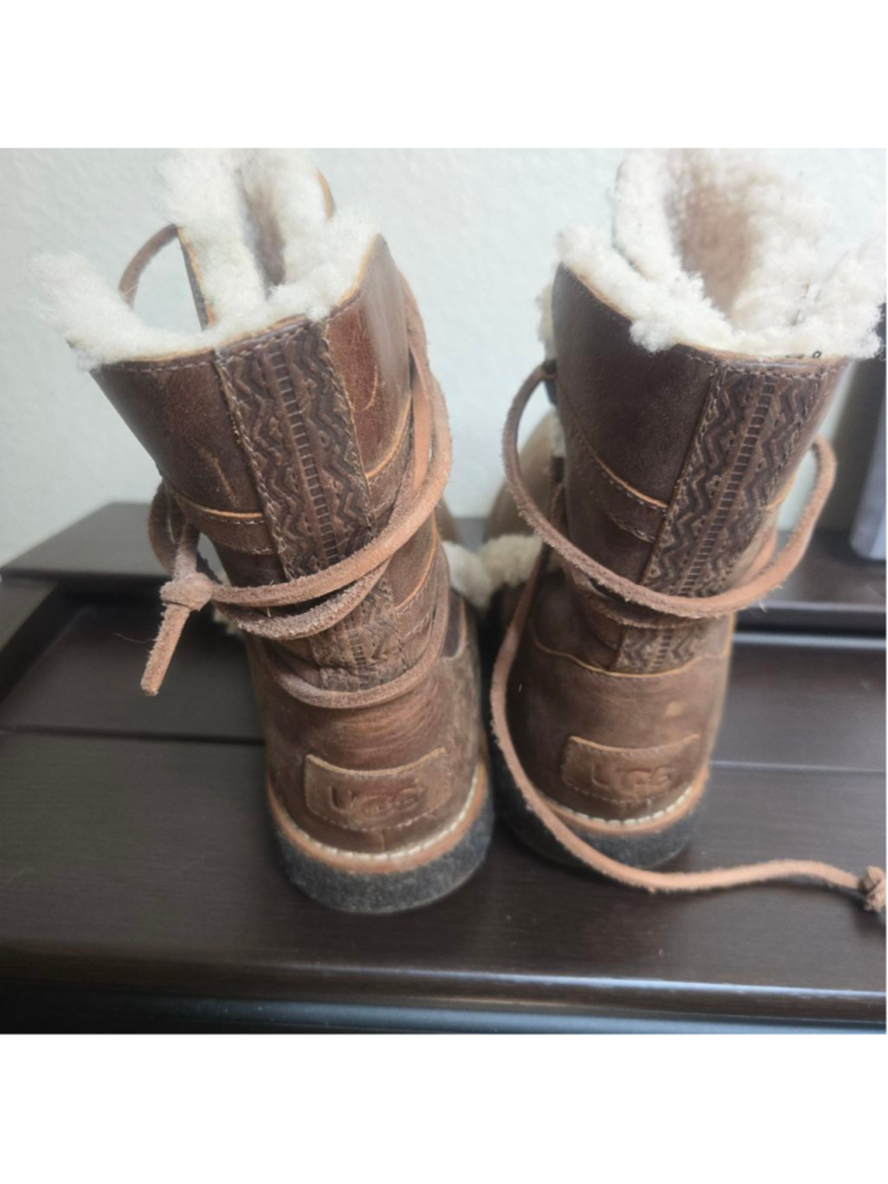 UGG Australia Luisa Water Resistant Leather Boots 1012545 sz 6.5 chocolate - Picture 7 of 8